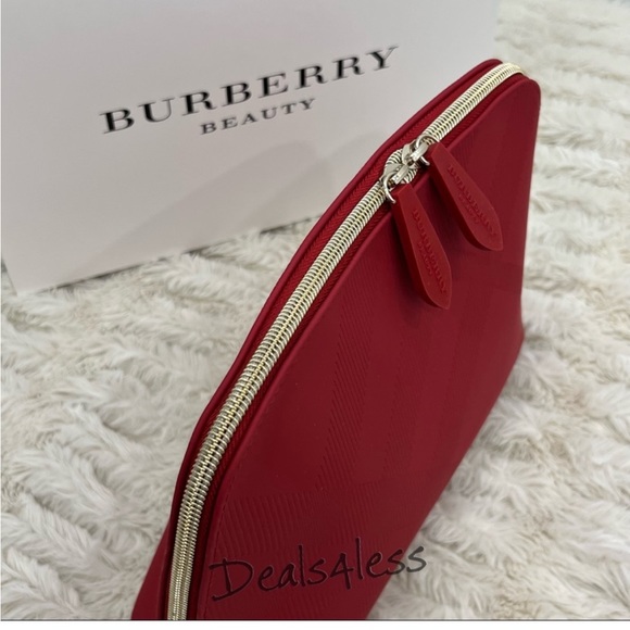 - 🌺 NEW BURBERRY Exclusive red pouch   faux leather toiletry bag  case🌺 - Picture 13 of 17